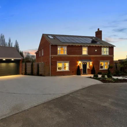 Buy this 6 bed house on St Augustine Close in Flitch Green, CM6 3FP