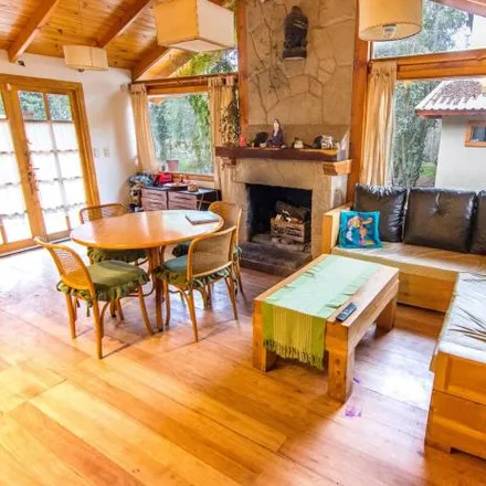 Rent this 2 bed house on Picaflores in Pájaro Azul, 8400 San Carlos de Bariloche