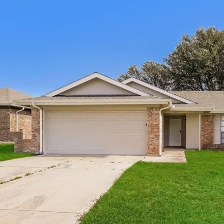 Rent this 4 bed house on 1074 Westcliff Avenue in Saginaw, TX 76179