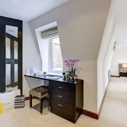 Rent this 3 bed apartment on 7 Holbein Place in London, SW1W 8NP