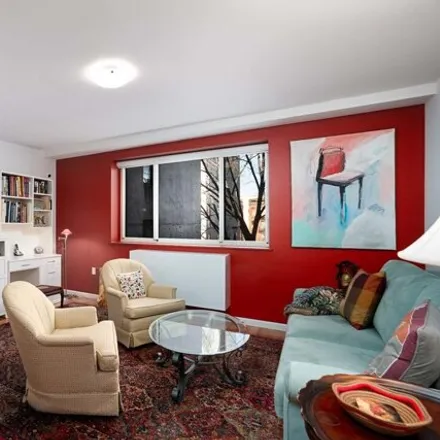 Image 2 - 301 West 115th Street, New York, NY 10026, USA - Condo for sale