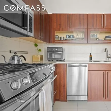 Image 2 - 338 2nd Street, New York, NY 11215, USA - Condo for sale