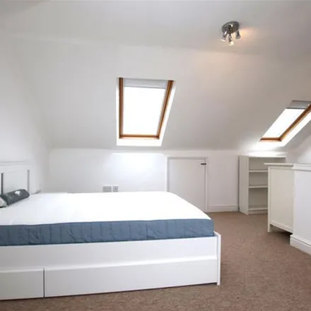 Rent this 4 bed apartment on 92 Southdown Road in Bath, BA2 1JG