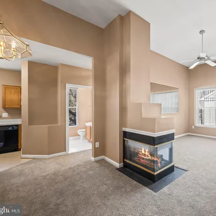 Image 3 - 11401 Gate Hill Place, Reston, VA 20194, USA - Townhouse for rent