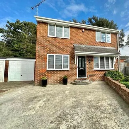 Buy this 4 bed house on Robinia Close in Havant, PO7 8HF