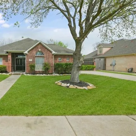 Buy this 3 bed house on 5918 Sawyer Drive in Pearland, TX 77581