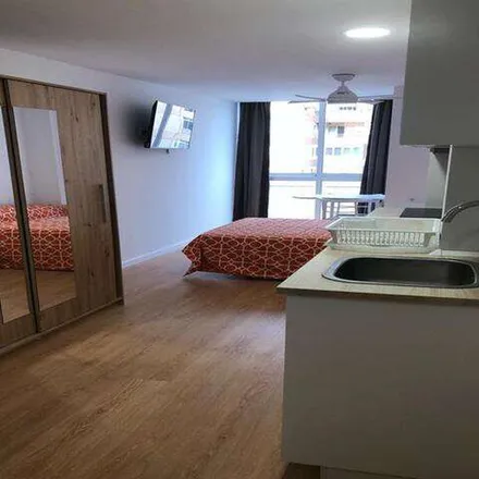 Rent this 1 bed apartment on Avinguda de Blasco Ibáñez in 125, 46022 Valencia