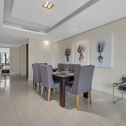 Image 3 - Loudoun Road, Benmore Gardens, Sandton, 2031, South Africa - Apartment for rent