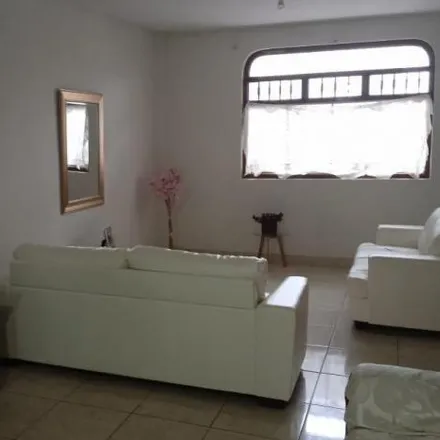 Buy this 6 bed house on Avenida Canta Callao in Barrio Obrero Industrial, Lima Metropolitan Area 15109