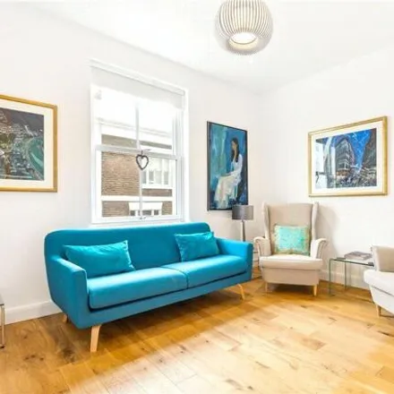 Image 3 - 36 Redfield Lane, London, SW5 0RQ, United Kingdom - Townhouse for sale