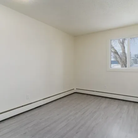 Image 3 - 3132 116A Avenue NW, Edmonton, AB T5W 4W6, Canada - Apartment for rent