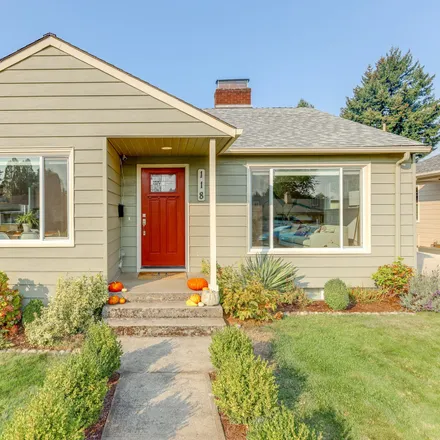 Buy this 3 bed house on 118 East 44th Street in Vancouver, WA 98663