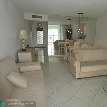 Image 5 - Three Ponds Trail, Villages of Oriole, Palm Beach County, FL 33446, USA - Condo for rent