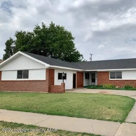Buy this 3 bed house on Ranger Field in 1301 South Michigan Street, Perryton