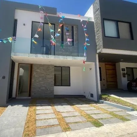 Buy this 4 bed house on Plaza Imperial in Boulevard Valle Imperial 260, Valles de Nuevo México