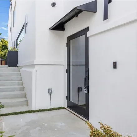 Image 4 - California & Shell, California Avenue, Los Angeles, CA 90291, USA - Townhouse for sale