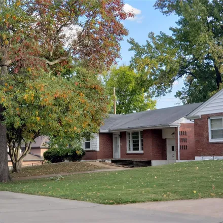 Buy this 3 bed house on 1014 Fontaine Place in Bellefontaine Neighbors, MO 63137