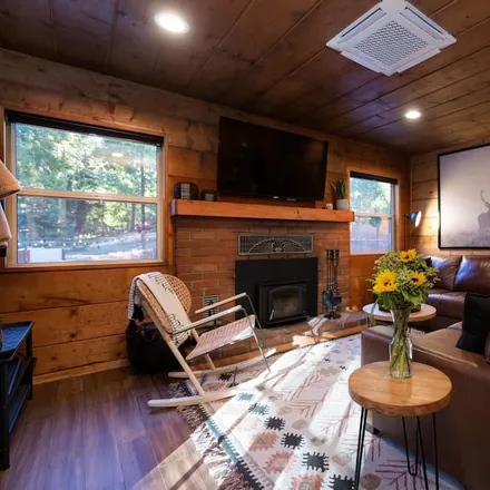 Image 1 - Idyllwild-Pine Cove, CA - House for rent