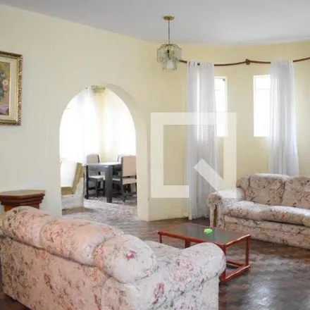 Rent this 4 bed house on Rua Alferes Ângelo Sampaio 678 in Água Verde, Curitiba - PR