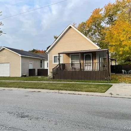 Buy this 3 bed house on 1221 11th Street in Port Huron, MI 48060