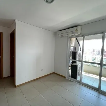 Buy this 2 bed apartment on Rua Cacilda Becker in Higienópolis, Londrina - PR