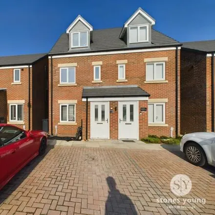 Buy this 3 bed duplex on 1 The Limes in Blackburn, BB1 8FD