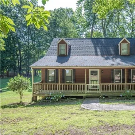 Buy this 3 bed house on 4612 Greenbriar Drive in Chesterfield County, VA 23831