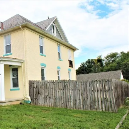 Image 5 - 1399 East 1st Street, Cumberland Heights, Cumberland, MD 21502, USA - House for sale