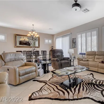 Image 2 - 2080 Twin Falls Drive, Henderson, NV 89044, USA - House for sale