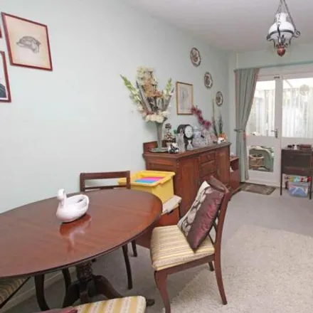 Image 3 - Buckhurst Close, Eastbourne, BN20 9EF, United Kingdom - House for sale