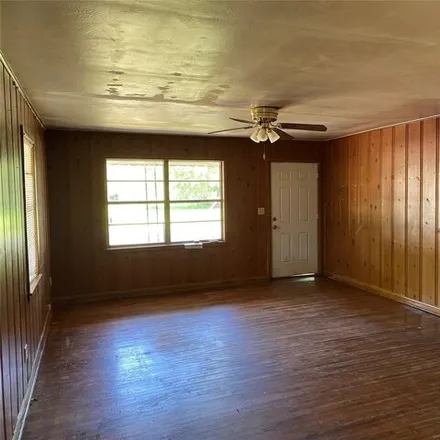 Image 7 - 401 East Clay Avenue, Malakoff, Henderson County, TX 75148, USA - House for sale