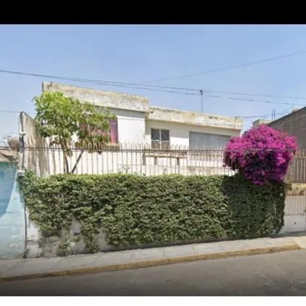 Buy this 3 bed house on Avenida 15 Poniente in Centro Histórico de Puebla, 72000 Puebla City