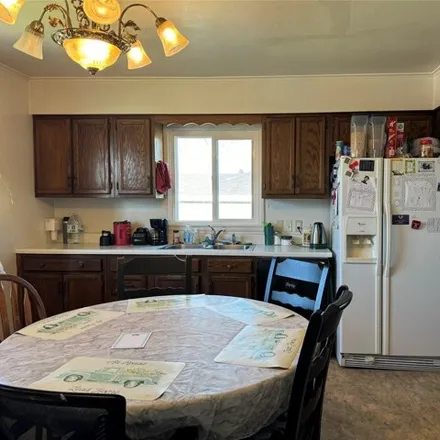 Image 8 - 868 6th Street, Clear Creek Terrace Trailer Court, Havre, MT 59501, USA - House for sale