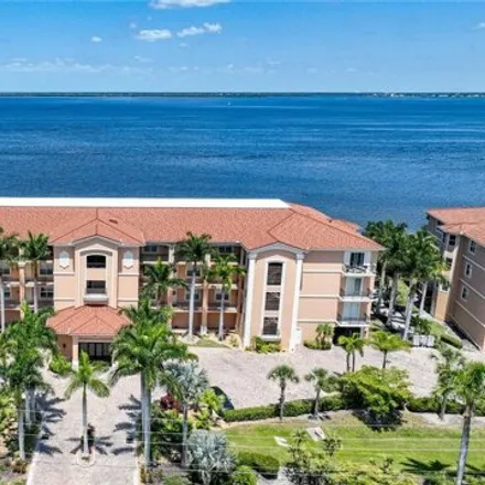 Buy this 2 bed condo on 36 North Marion Court in Punta Gorda, FL 33950