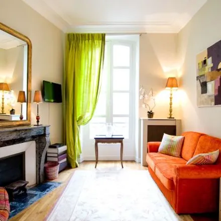 Image 1 - 5 Quai de Montebello, 75005 Paris, France - Apartment for rent