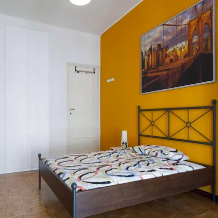 Rent this studio room on Coltelleria Polli in Via Bergamo 12, 20135 Milan MI