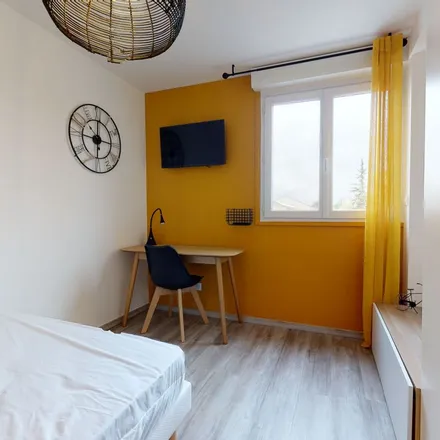 Rent this 1 bed apartment on 41 Avenue de Palavas in 34064 Montpellier, France