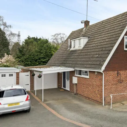 Image 1 - 8 Clarke Close, Kettering, NN16 9HP, United Kingdom - House for sale