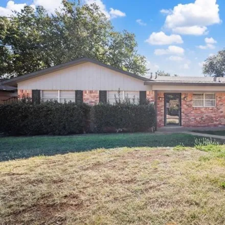 Buy this 3 bed house on 5269 42nd Street in Lubbock, TX 79414