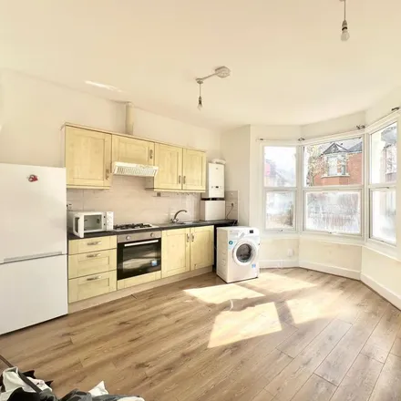 Rent this 1 bed apartment on 19 William Street in London, E10 6BD