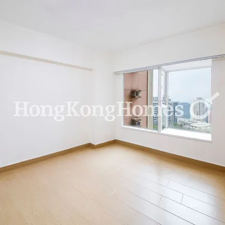Image 1 - China, Hong Kong, Hong Kong Island, North Point, Braemar Hill Road, Block 7 - Apartment for rent