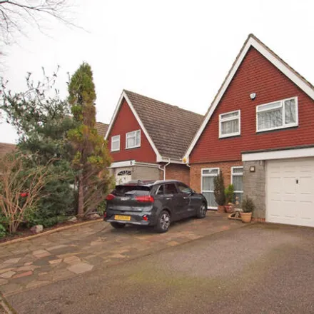 Buy this 4 bed house on High Beeches in Banstead, SM7 1NW