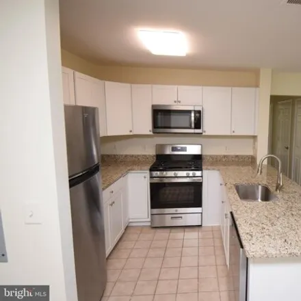 Image 4 - 400 Plumbridge Court, Lutherville, Mays Chapel North, MD 21093, USA - Condo for sale