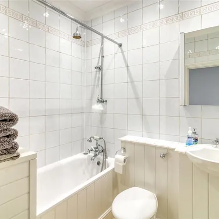 Rent this 3 bed apartment on 21 Bathurst Mews in London, W2 2SB