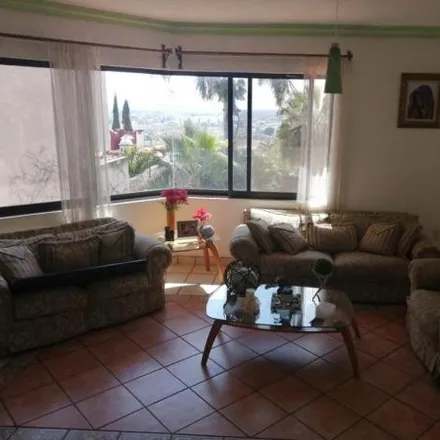 Buy this 3 bed house on Calle Paseo Burgos in Fraccionamiento Burgos de Cuernavaca, 62584 Tres de Mayo