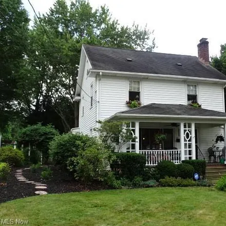 Buy this 4 bed house on 1976 Thorndale Avenue in Stow, OH 44224