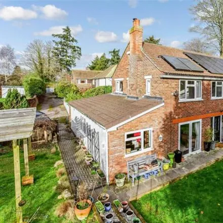 Buy this 4 bed house on Welldene in Canterbury Road, Ashford