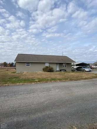 Buy this 3 bed house on 1685 Clinton Road in Etowah, Mississippi County