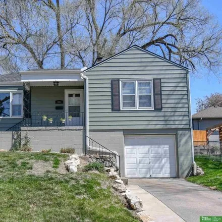 Buy this 2 bed house on 1571 South 54th Street in Omaha, NE 68106