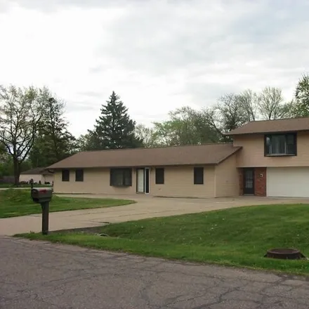 Buy this 5 bed house on 21160 Wendell Street in Clinton Township, MI 48036